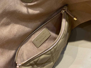 Dior M2820 Large Dior Toujours Bag Apricot Macrocannage Calfskin - Default Title - View 9