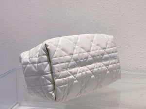 Dior M2821 Medium Dior Toujours Bag White Macrocannage Calfskin - Default Title - View 7