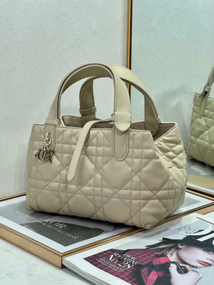 Dior M2822 Small Dior Toujours Bag Beige Macrocannage Calfskin - Default Title - View 2