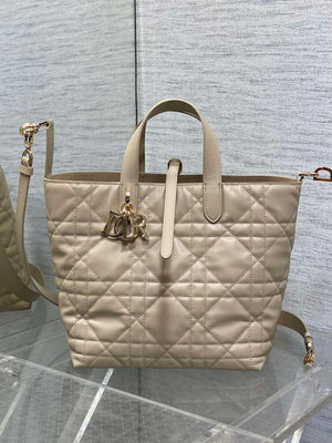 Dior M2836 Medium Dior Toujours Vertical Tote Bag Apricot Macrocannage Calfskin - Default Title - View 2