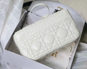 Dior M9243 Large Quilted Macrocannage Calfskin White with Black logo - Default Title - View 4