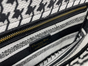 Dior Medium Lady D-Life Bag M0565 Butterfly Embroidery Black and White - Default Title - View 9