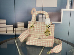 Dior Medium Lady D-Life Bag M0565 Butterfly Embroidery Pink and Beige - Default Title - View 1