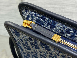 Dior S2107 30 Montaigne Dea Pouch Blue Denim Dior Oblique Jacquard M2022 - Default Title - View 4