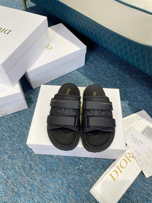 Dior Women's Shoes DIO(R) Evolution Slide Quilted Cannage KCQ716CQC Black - 35 - View 4