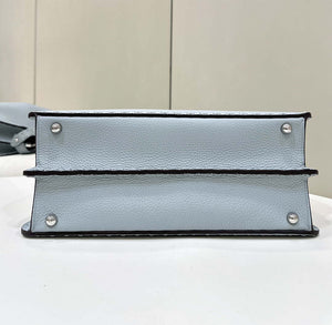 Fendi 8BN321 Peekaboo ISeeU Medium Light blue Selleria bag with 646 hand-sewn topstitches 80133 - Default Title - View 4