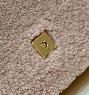 Fendi 8BR600 Baguette Medium Re-Edition bag in Pink lam¨¦ sheepskin - Default Title - View 9