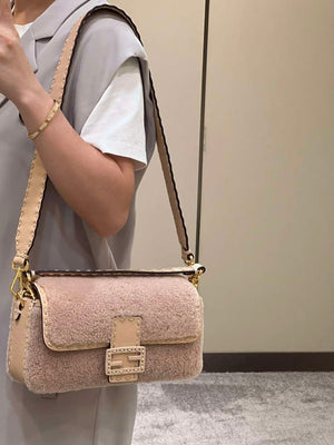 Fendi 8BR600 Baguette Medium Re-Edition bag in Pink lam¨¦ sheepskin - Default Title - View 11