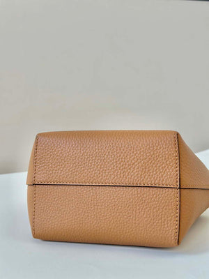 Fendi 8BS096 Brown Selleria bag with 62 hand-sewn topstitches 8655C - Default Title - View 4