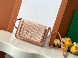 Goyard PLUMETPMLTY50CL50P Portefeuille Plumet Pocket Wallet Pearly Pink - Default Title - View 1