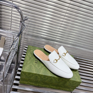 Gucci 423513 Women's Princetown Leather Slipper G53193 - Euro 34=US 3 - View 3