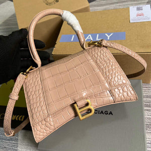 Gucci 681697 The Hacker Project Small Hourglass Crocodile Bag Pink - Default Title - View 1