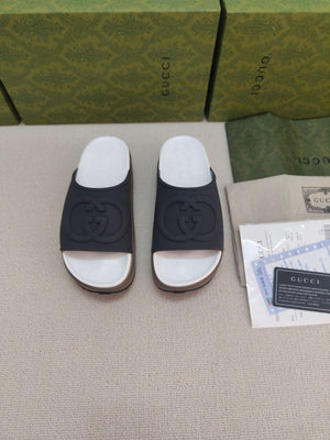 Gucci 692845 Women's Slide With Interlocking G G38263 - US 4=Euro 35 - View 1