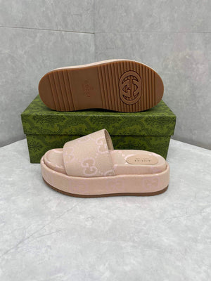 Gucci 730043 Women's jumbo GG platform slide sandal G82366 - 35 - View 9