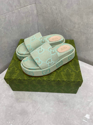 Gucci 730043 Women's jumbo GG platform slide sandal G82368 - 35 - View 5