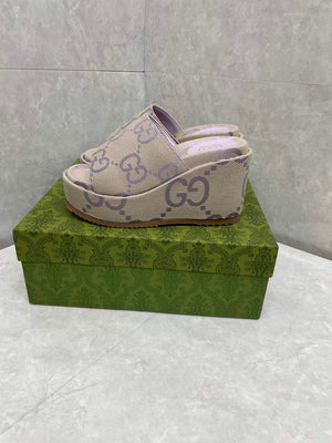 Gucci 730047 Women's jumbo GG platform slide sandal G82363 - 35 - View 7