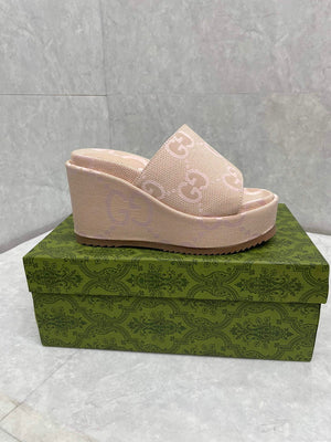 Gucci 730047 Women's jumbo GG platform slide sandal G82364 - 35 - View 3