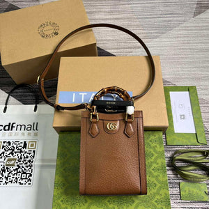 Gucci 739079 Diana Mini Tote Bag Cuir leather - Default Title - View 1