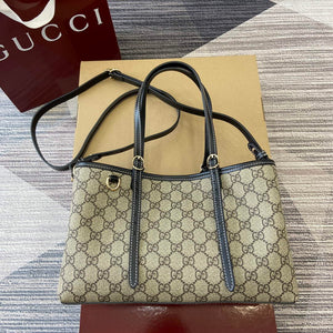 Gucci 815214 GG Emblem Small Tote Bag Black - Default Title - View 1