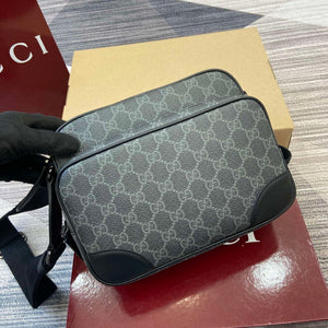 Gucci 821160 GG Emblem medium crossbody bag Black - Default Title - View 5