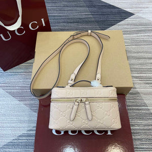 Gucci 815949 GG Emblem super mini bag Beige - Default Title - View 1