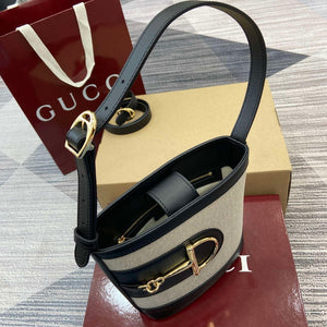 Gucci 833665 Gucci 73 Small Bucket Bag Natural Canvas - Default Title - View 4