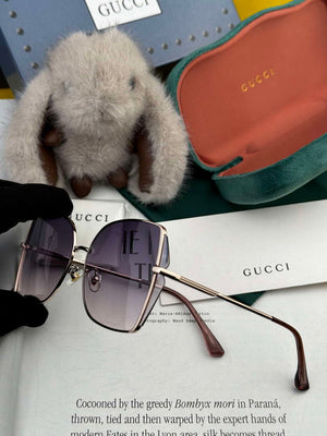 Gucci G1641 Sunglasses Luxury Fashion Show Sunglasses G991462 - Color 1 - View 4