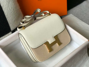Hermes Constance Cross Body Bag Epsom Leather Gold H28405 - 18CM - View 1
