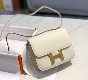 Hermes Constance Cross Body Bag Epsom Leather Gold H28414 - 18CM - View 3