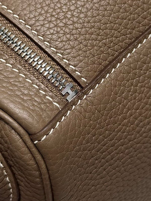 Hermes H073428 Lindy 26 Clemence TC Bag H232003 - Default Title - View 5