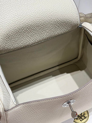 Hermes H073428 Lindy 26 Clemence TC Bag H232004 - Default Title - View 9