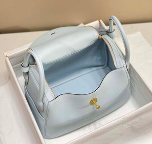 Hermes H073428 Lindy Bag 26 30 H231956 - 26 cm: 26 x 18 x 14 cm / Gold - View 15
