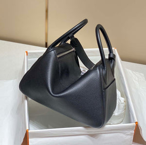 Hermes H073428 Lindy Bag 26 30 H231959 - 26 cm: 26 x 18 x 14 cm / Gold - View 4