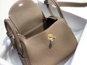 Hermes H079086 Lindy Mini Bag 19cm H231936 - Default Title - View 7