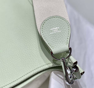 Hermes H083435 Evelyne III 29 Shoulder Bag Silver Hardware Light Green - Default Title - View 5