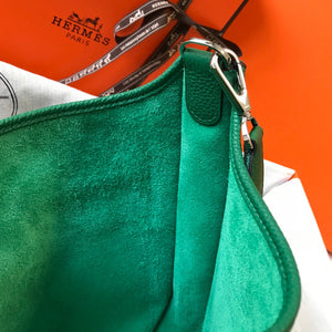 Hermes H083435 Evelyne III 29 Shoulder Bag Silver Hardware Green - Default Title - View 9