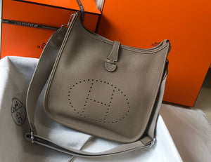 Hermes H083435 Evelyne III 29 Shoulder Bag Silver Hardware Gray - Default Title - View 1