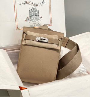 Hermes H083591CK89 Hac a Dos GM backpack Trench coat gray - Default Title - View 1
