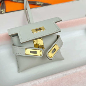 Hermes H084665CK0U Kellyfestival charm Kelly bag charm in Swift calfskin H88903 - Gold - View 14