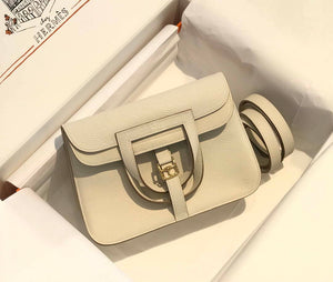 Hermes halzan clemence stamp B Gold H98812 - 22 cm - View 11