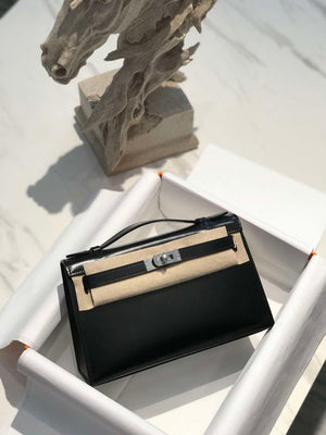 Hermes Kelly Pouchette Fine grain calfskin clutch bag H231300 - Default Title - View 1