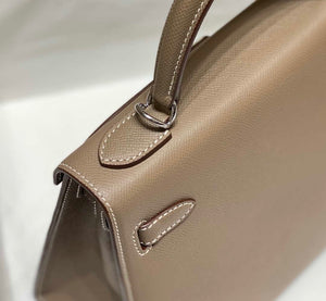 Hermes Sellier Kelly Epsom Leather Bag H213003 - Gold / 25cm x17 x 7 cm - View 17