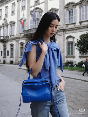 Loewe A039AS0X01 Small Amazona 180 bag in soft calfskin Blue - Default Title - View 17