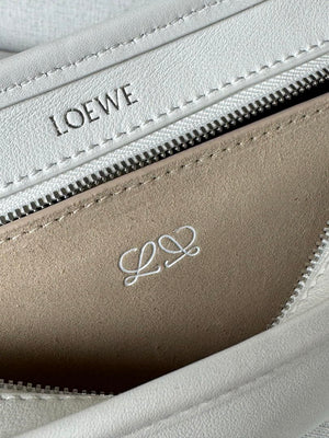 Loewe A039AS4X12 Mini Amazona 180 bag in soft calfskin White - Default Title - View 9