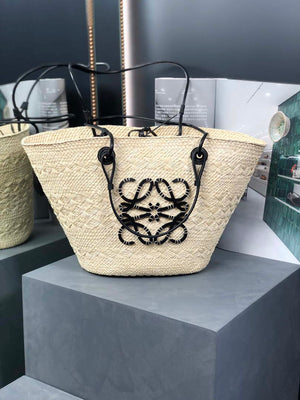 Loewe A223T43X02 Medium Anagram Basket bag in iraca palm and calfskin Natural Black - Default Title - View 1