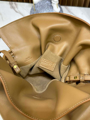 Loewe A411FC1X83 Flamenco clutch in Nappa Calfskin Loe8001 - Default Title - View 9