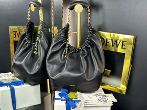 Loewe A914Q37X01 Medium Squeeze bag in nappa lambskin Black - Default Title - View 1