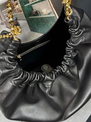 Loewe A914Q37X01 Medium Squeeze bag in nappa lambskin Black - Default Title - View 7