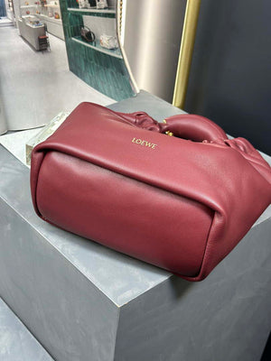 Loewe A914Q37X01 Medium Squeeze bag in nappa lambskin Wine Red - Default Title - View 6