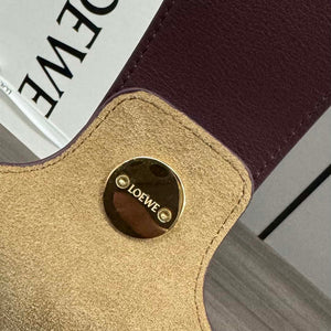 Loewe AANBBBWX01 Medium Pebble Bucket bag in mellow calfskin Wine Red - Default Title - View 8